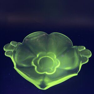 Antique Duncan Miller Glass Clear Dish Bowl Handles Manganese 365nm Green UV VTG